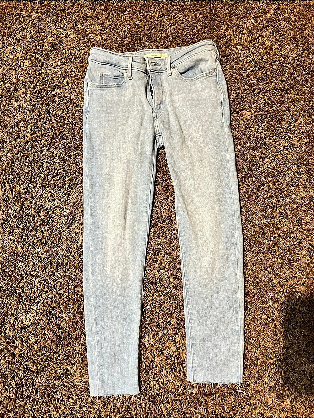Levi's 711 Skinny in Blue Waist 27